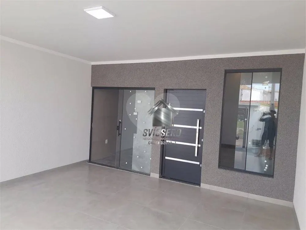 Casa, 3 quartos, 242 m² - Foto 1
