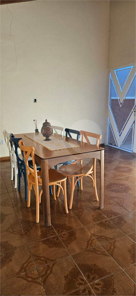 Casa à venda com 3 quartos, 159m² - Foto 4