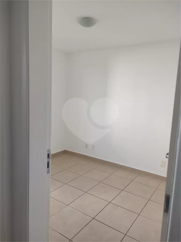 Apartamento à venda com 2 quartos, 44m² - Foto 12