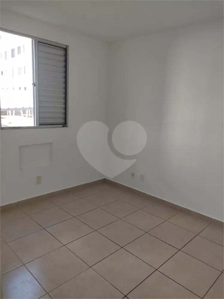 Apartamento à venda com 2 quartos, 44m² - Foto 13