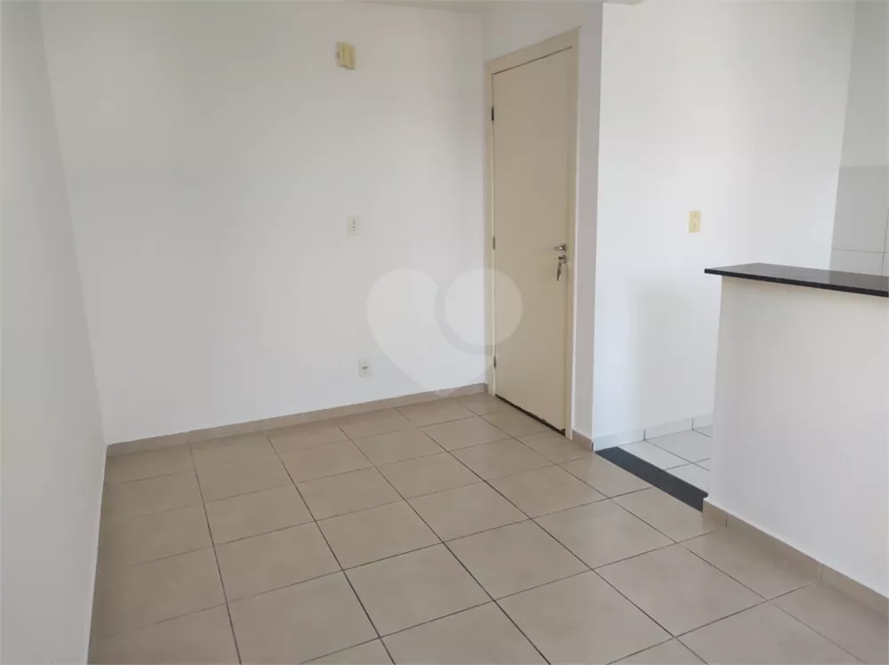 Apartamento à venda com 2 quartos, 44m² - Foto 4