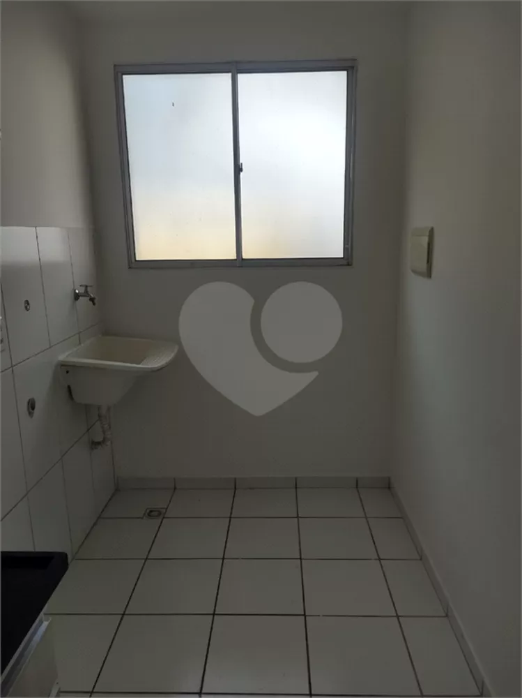 Apartamento à venda com 2 quartos, 44m² - Foto 3