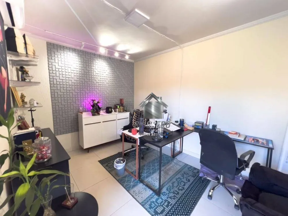 Casa, 3 quartos, 215 m² - Foto 13