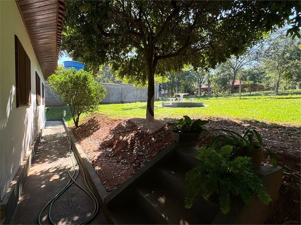 Chácara à venda com 3 quartos, 346m² - Foto 10