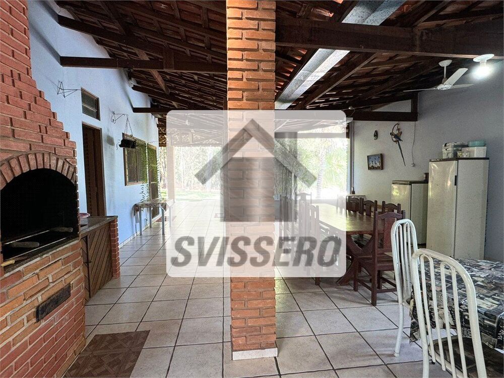 Chácara à venda com 3 quartos, 346m² - Foto 4