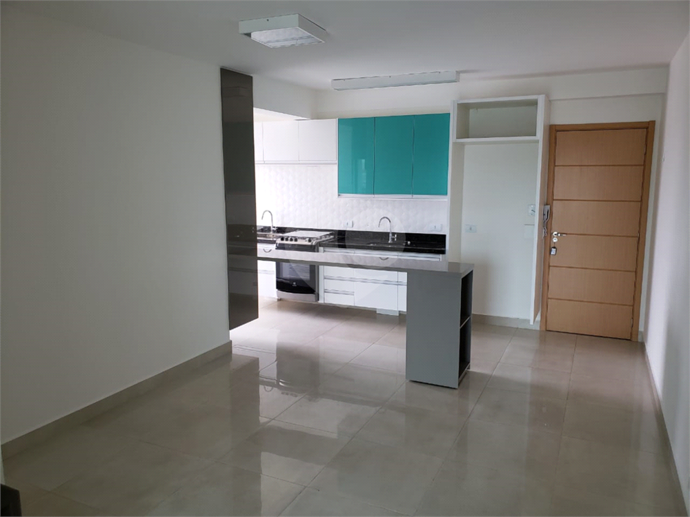 Apartamento para alugar com 2 quartos, 70m² - Foto 1