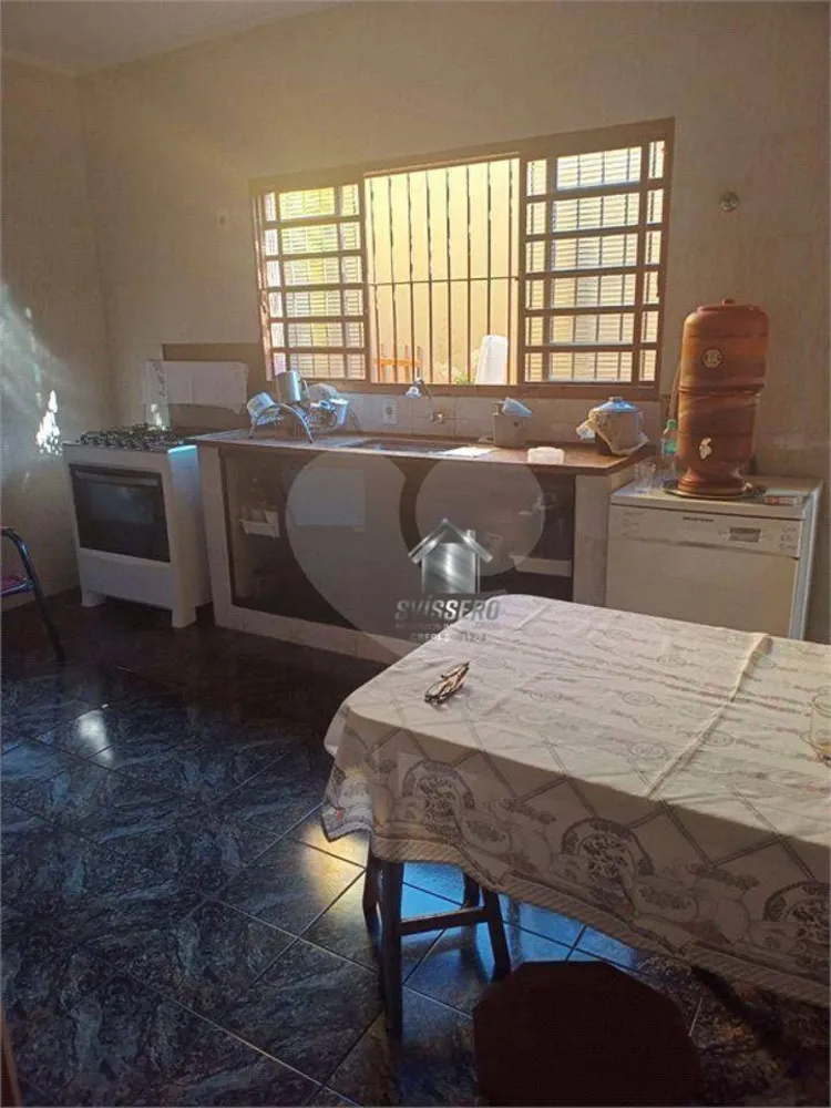 Sobrado, 5 quartos, 300 m² - Foto 1