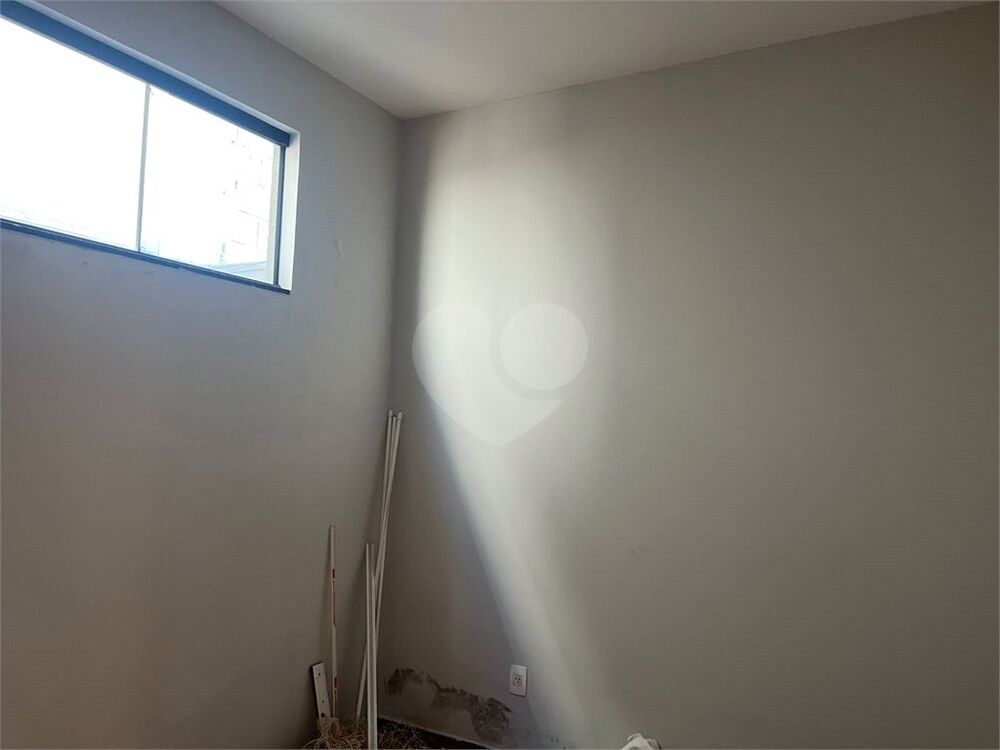 Casa para alugar com 3 quartos, 230m² - Foto 17