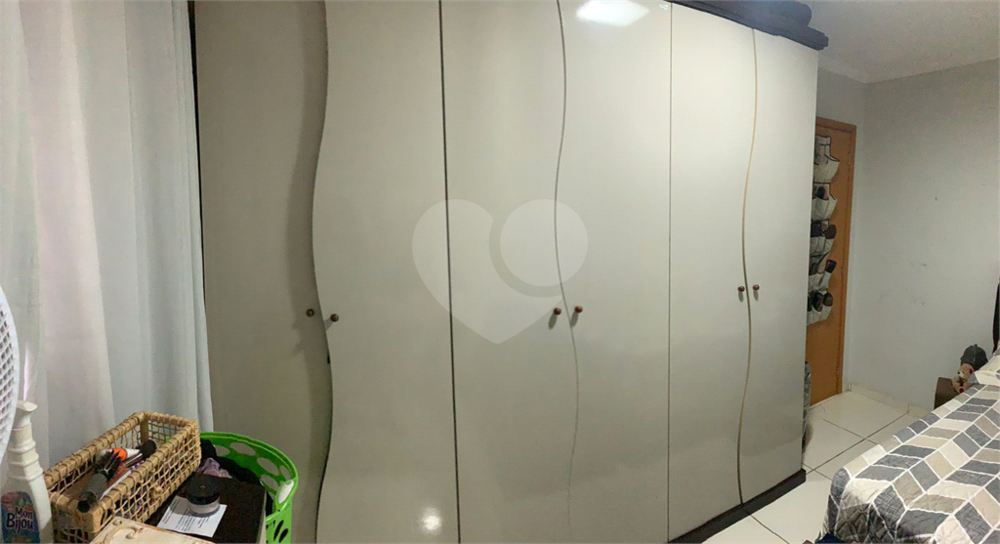 Apartamento à venda com 2 quartos, 60m² - Foto 27