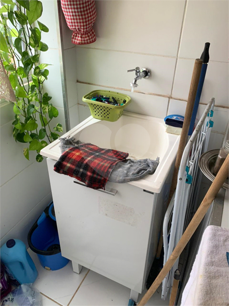 Apartamento à venda com 2 quartos, 60m² - Foto 16