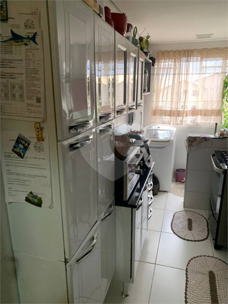Apartamento à venda com 2 quartos, 60m² - Foto 15