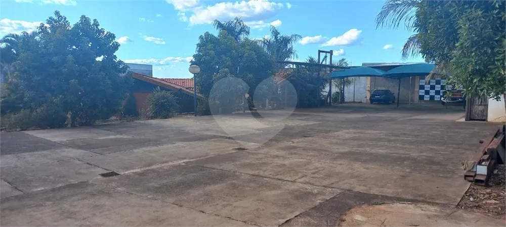 Chácara, 2 quartos, 2191 m² - Foto 2