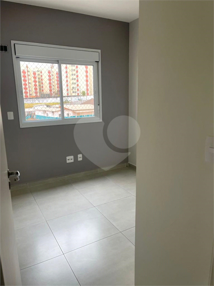 Apartamento à venda com 2 quartos, 64m² - Foto 6