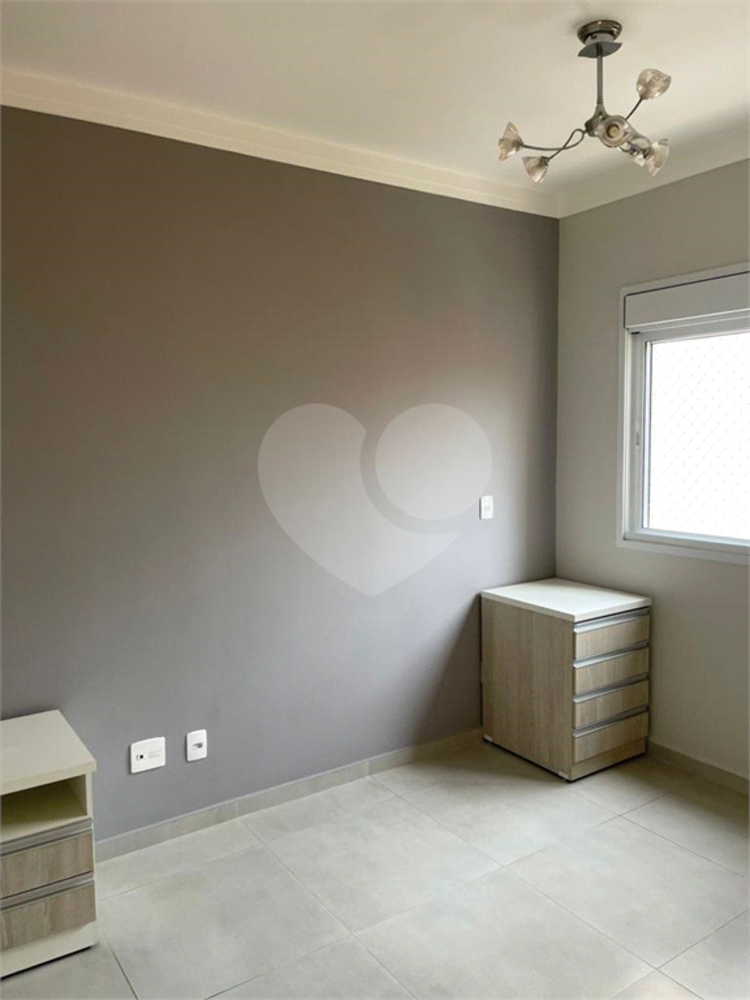 Apartamento à venda com 2 quartos, 64m² - Foto 7