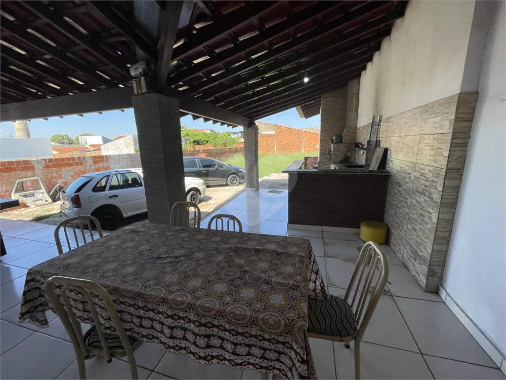 Casa à venda com 4 quartos, 250m² - Foto 15