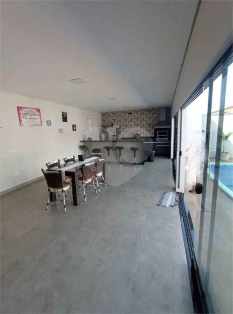 Casa, 3 quartos, 250 m² - Foto 11