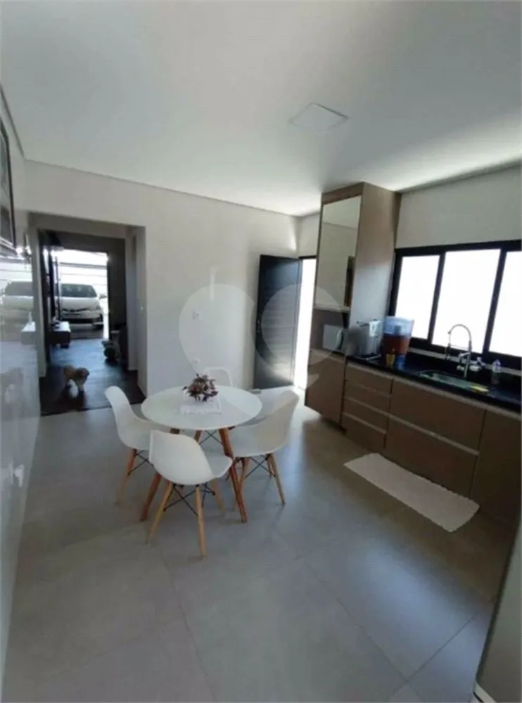 Casa, 3 quartos, 250 m² - Foto 1