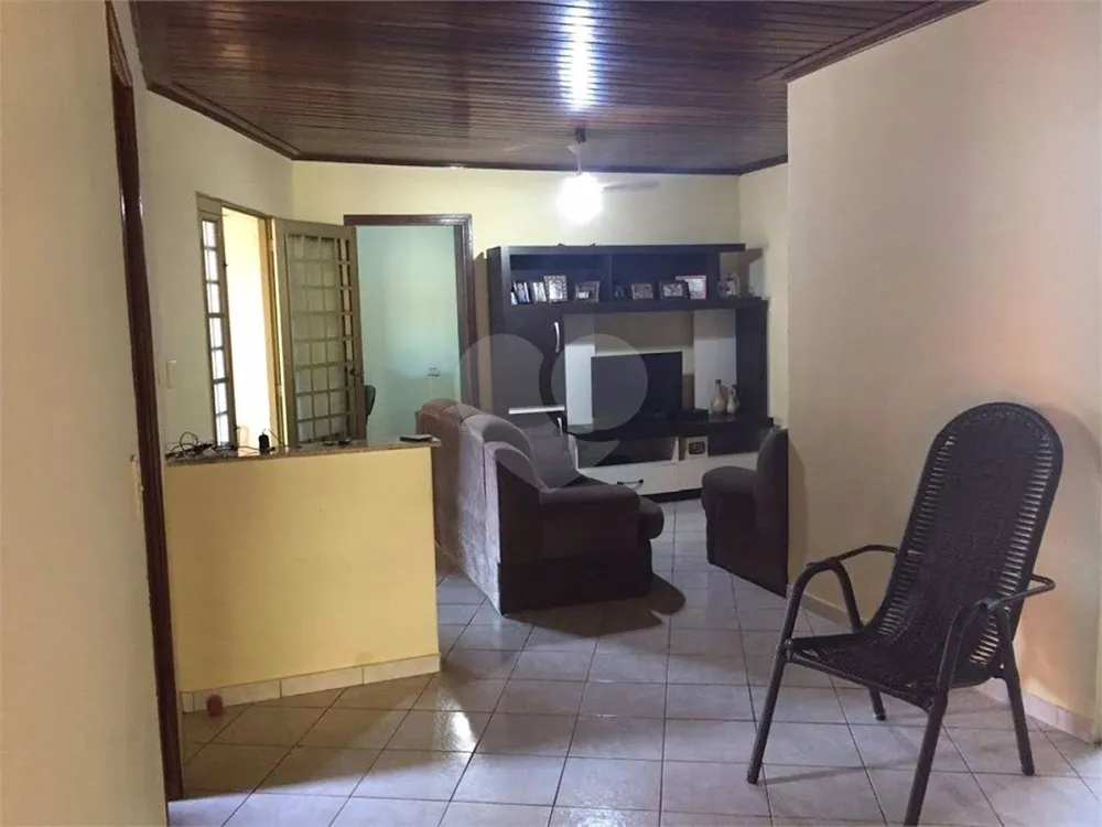 Casa, 3 quartos, 174 m² - Foto 3