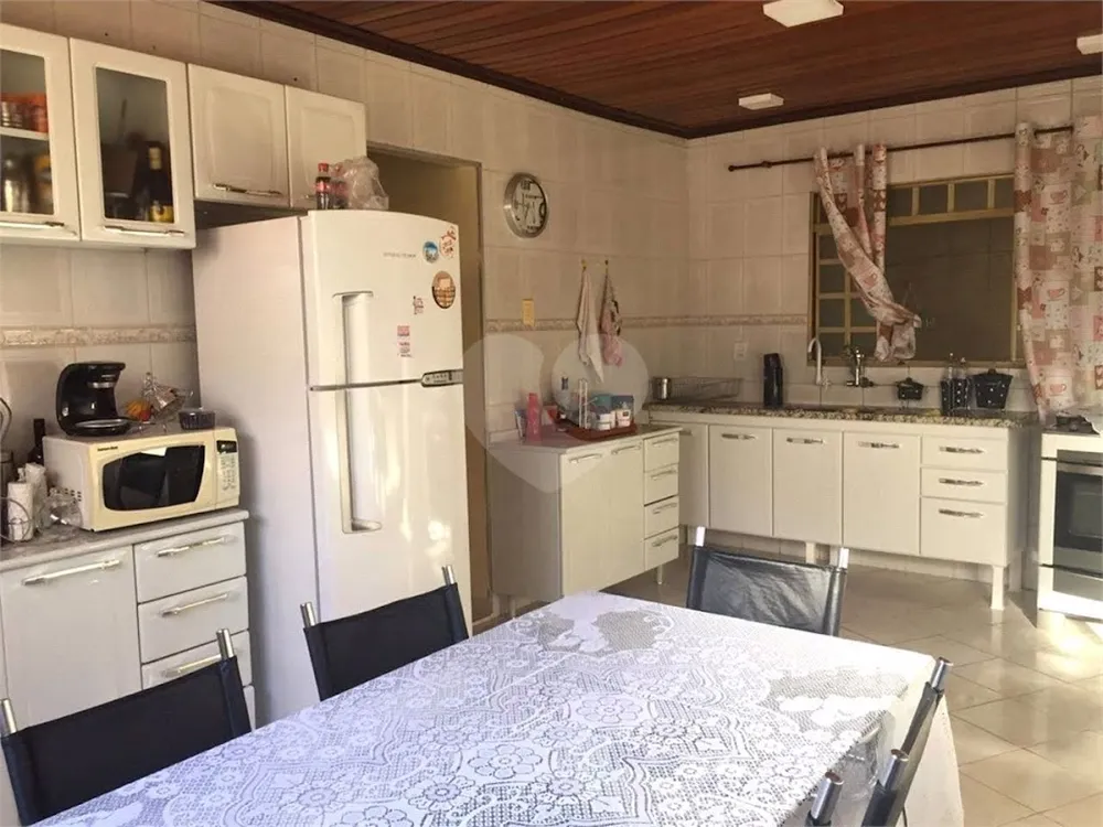 Casa, 3 quartos, 174 m² - Foto 1