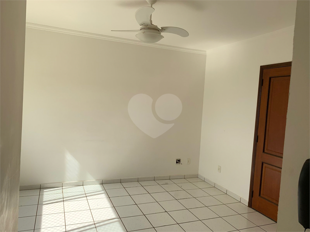 Apartamento à venda com 3 quartos, 93m² - Foto 13