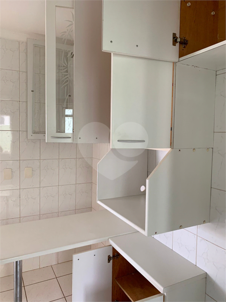 Apartamento à venda com 3 quartos, 93m² - Foto 4