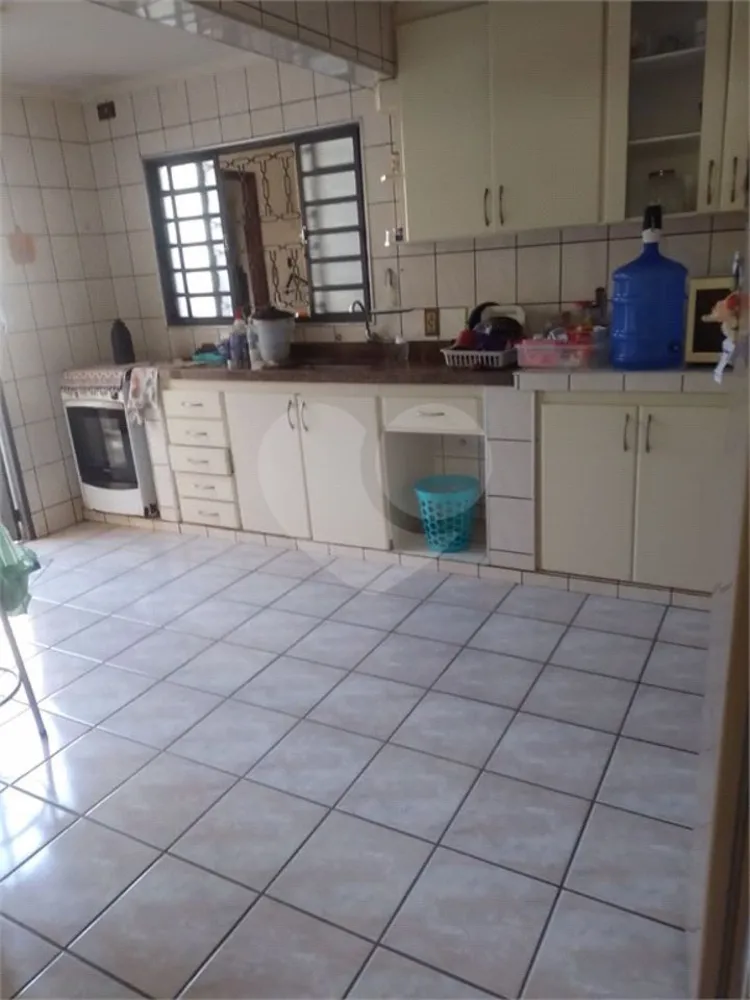 Casa, 4 quartos, 190 m² - Foto 1