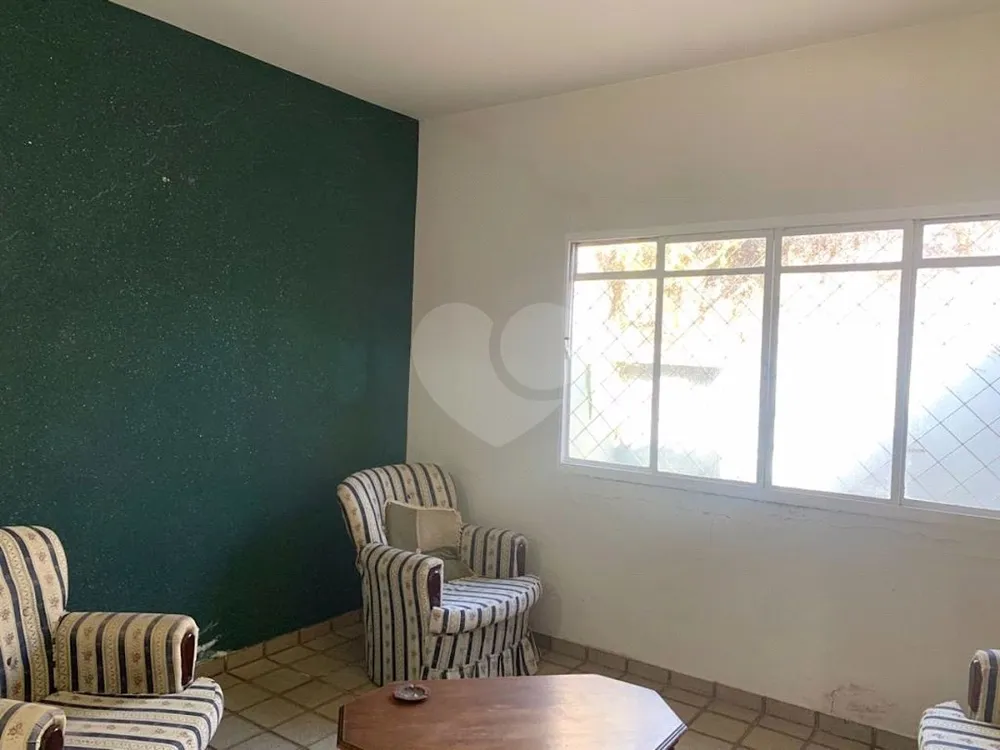 Casa, 3 quartos, 201 m² - Foto 2