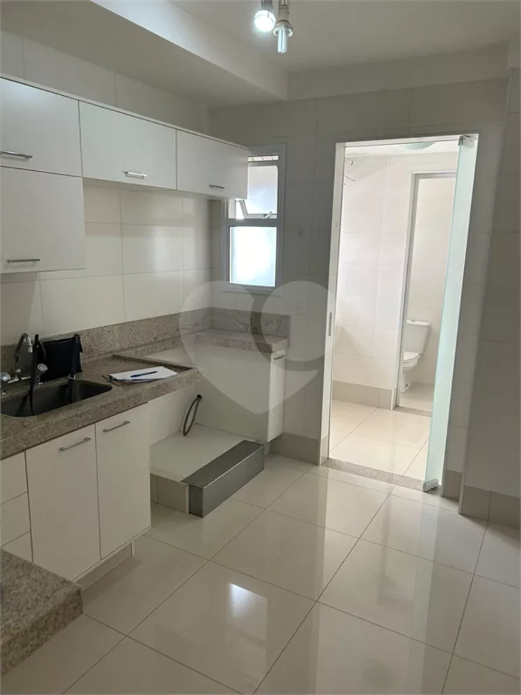 Apartamento à venda com 3 quartos, 112m² - Foto 10