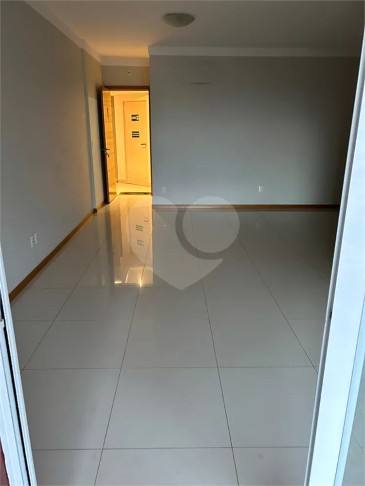 Apartamento à venda com 3 quartos, 112m² - Foto 5