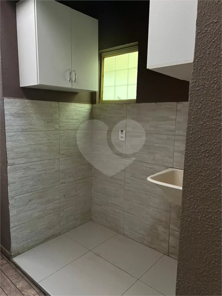 Casa à venda com 2 quartos, 140m² - Foto 10