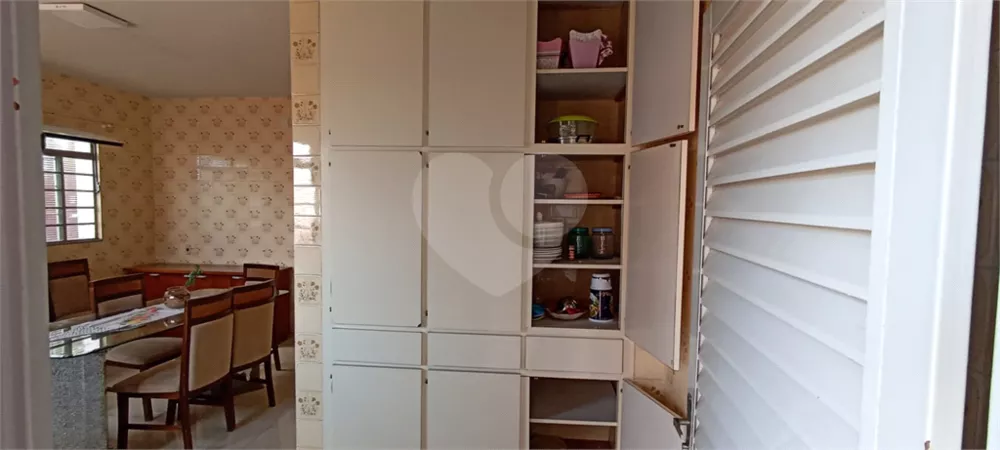 Casa à venda com 3 quartos, 150m² - Foto 4