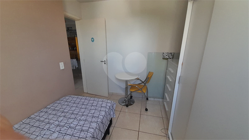 Apartamento à venda com 2 quartos, 47m² - Foto 4