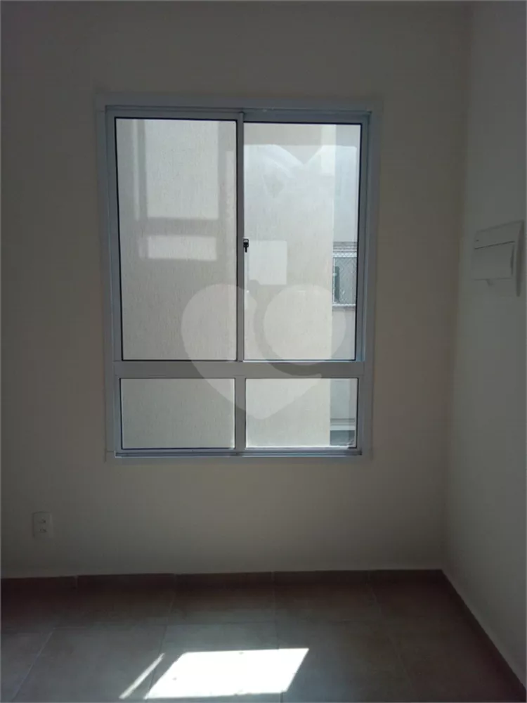 Apartamento à venda com 2 quartos, 44m² - Foto 3