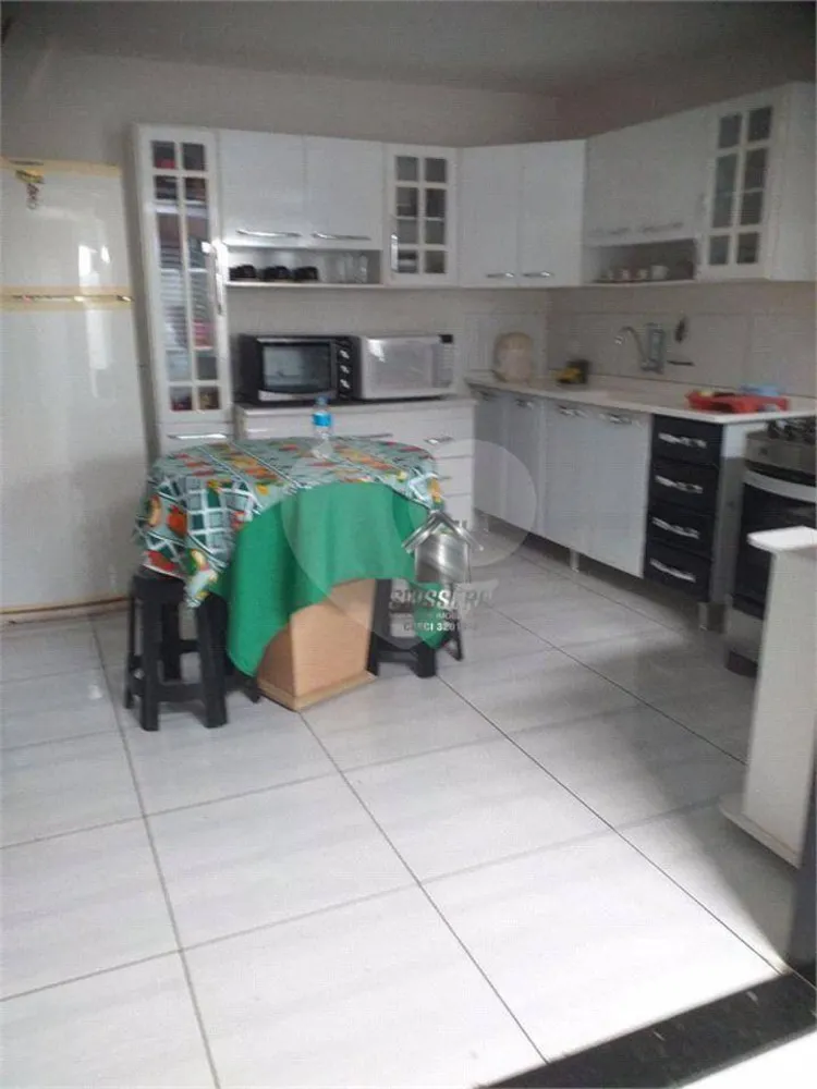 Casa, 3 quartos, 200 m² - Foto 14