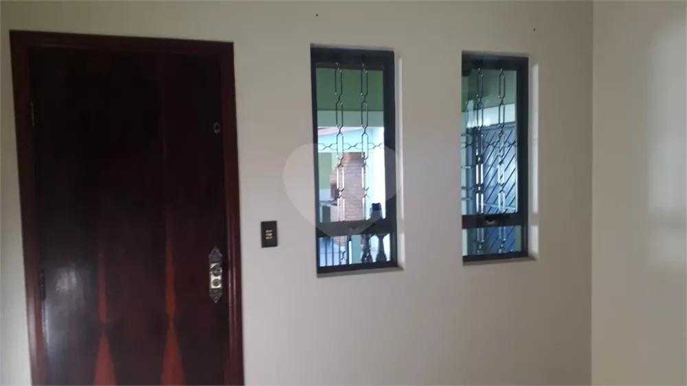 Casa à venda com 2 quartos, 137m² - Foto 4