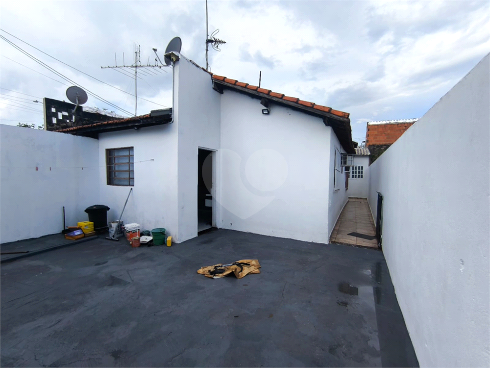 Casa à venda com 3 quartos, 75m² - Foto 34