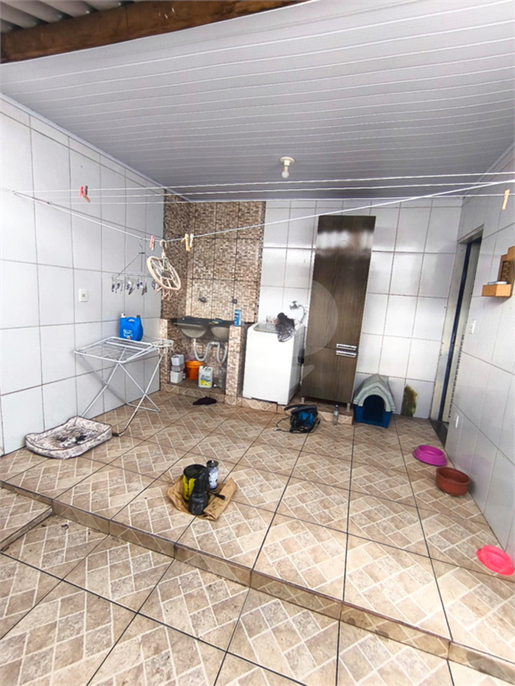 Casa à venda com 3 quartos, 75m² - Foto 27