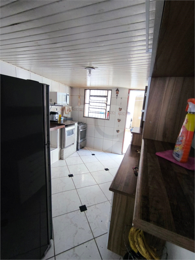 Casa à venda com 3 quartos, 75m² - Foto 32