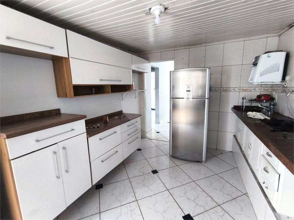 Casa à venda com 3 quartos, 75m² - Foto 19