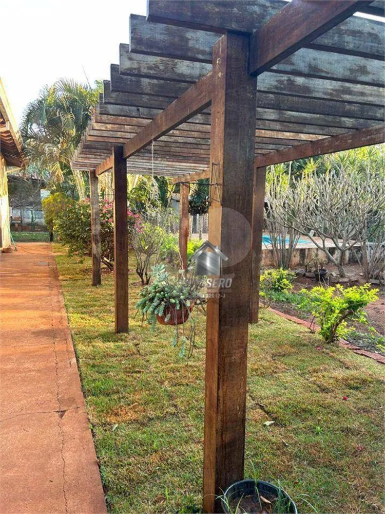 Casa, 2 quartos, 200 m² - Foto 1