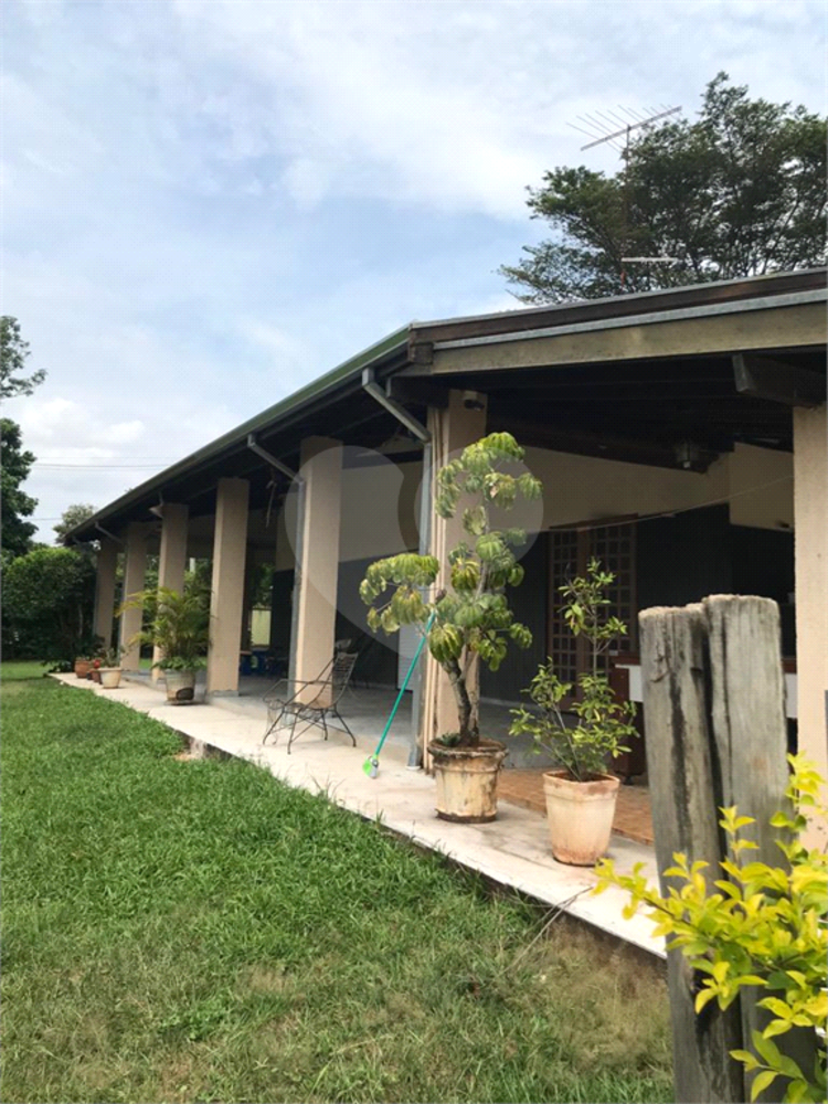 Chácara à venda com 4 quartos, 293m² - Foto 18