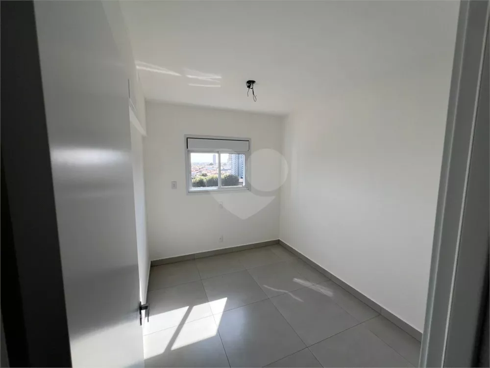 Apartamento à venda com 2 quartos, 64m² - Foto 11