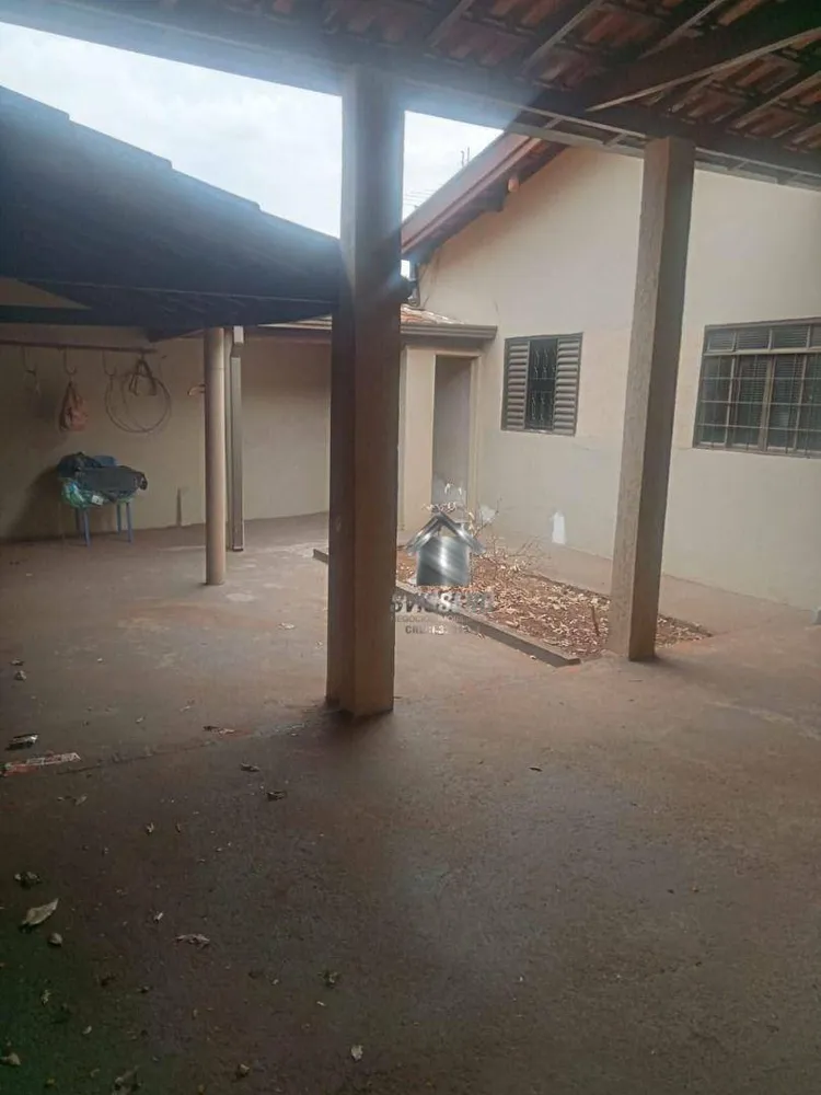 Casa, 4 quartos, 220 m² - Foto 6