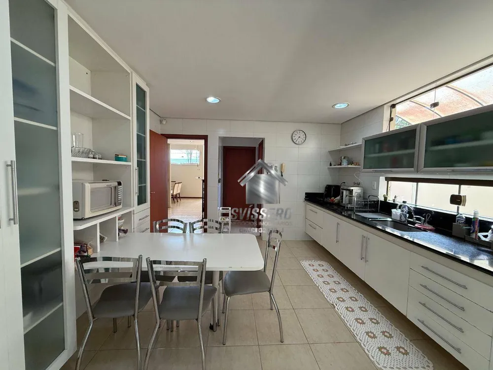 Sobrado, 3 quartos, 270 m² - Foto 3