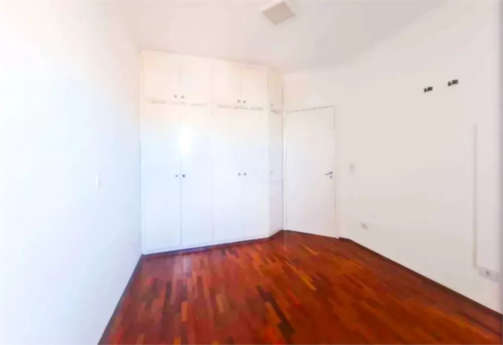 Apartamento à venda com 2 quartos, 72m² - Foto 20