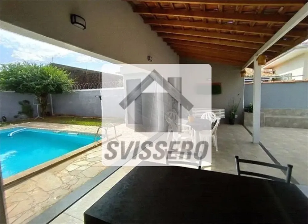 Casa, 4 quartos, 182 m² - Foto 1