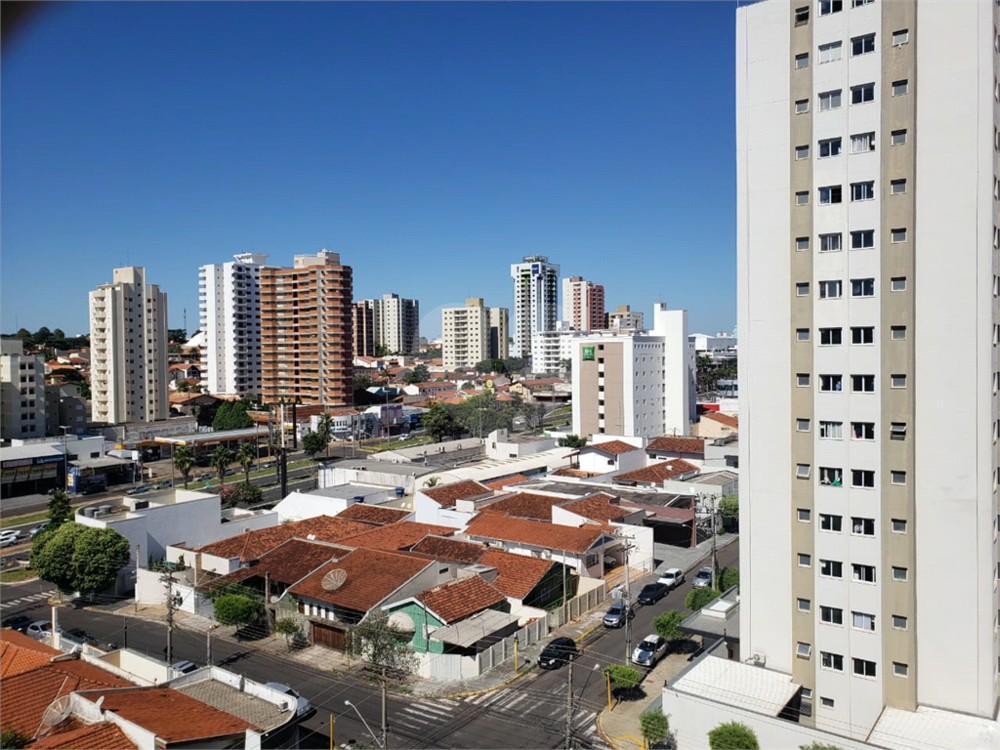 Apartamento para alugar com 2 quartos, 70m² - Foto 7