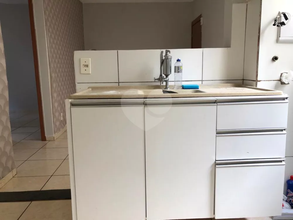 Apartamento à venda com 2 quartos, 47m² - Foto 10