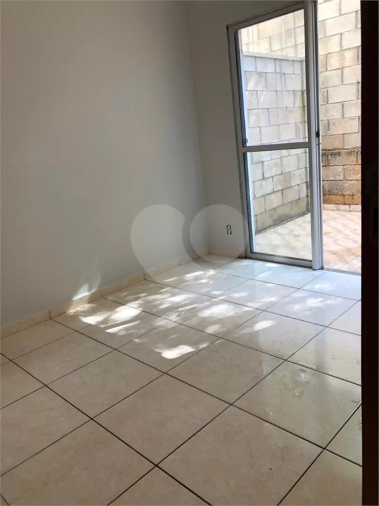 Apartamento à venda com 2 quartos, 47m² - Foto 6