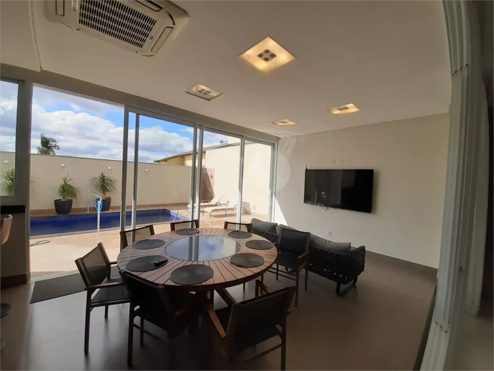 Casa de Condomínio à venda e aluguel com 4 quartos, 360m² - Foto 17